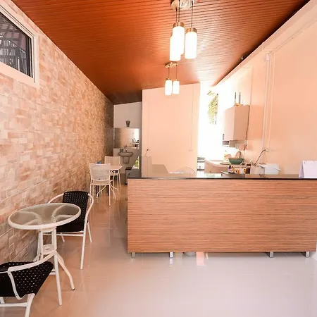 U-Need Guesthouse95